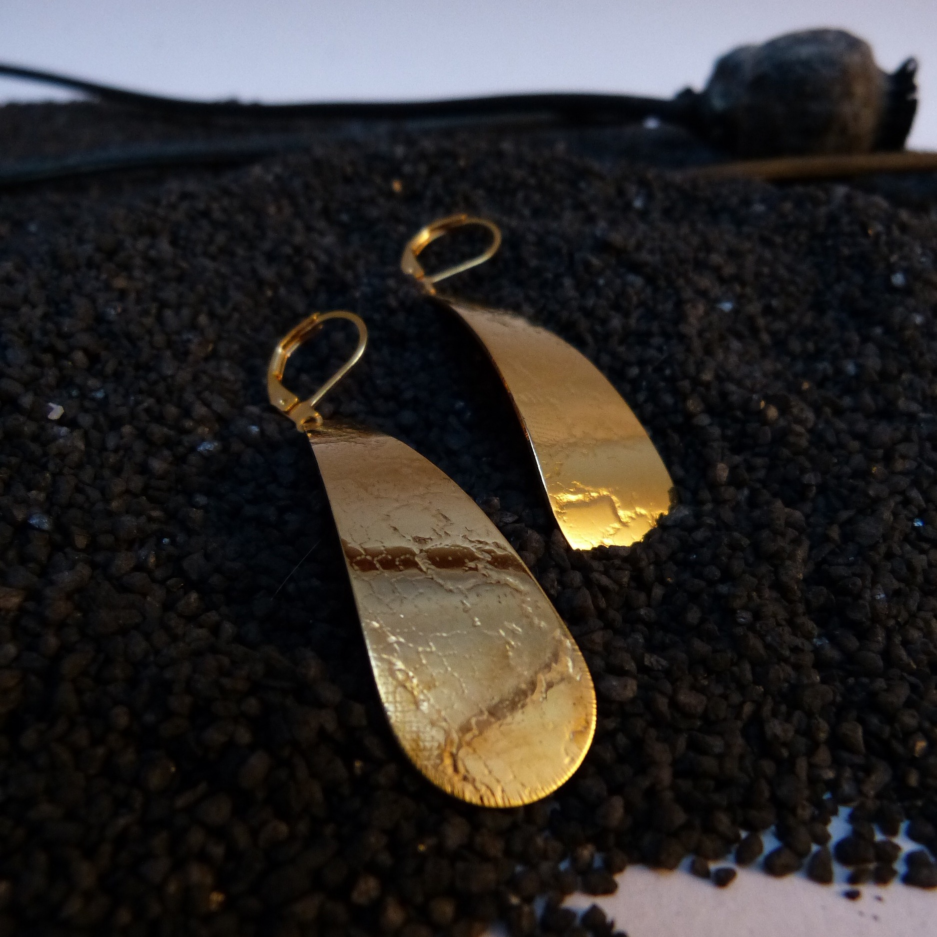 boucles doreilles-doré à lor fin-Belladone