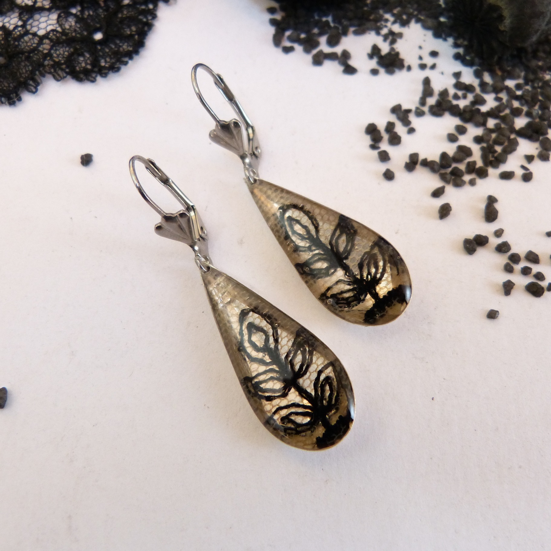 boucles-argent-dentelle-noire-crystal-belladone