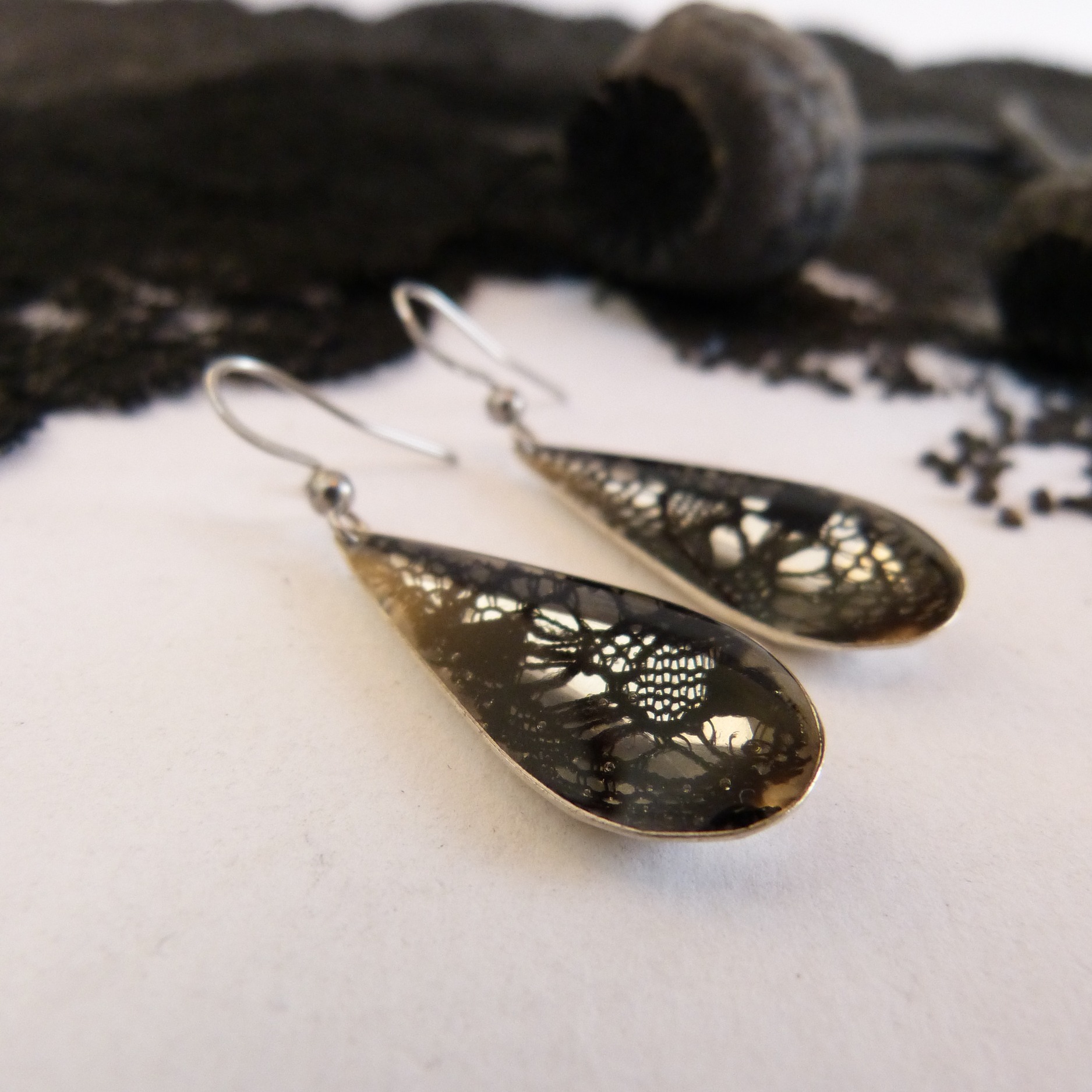 boucles-argent-dentelle-noire-crystal-belladone