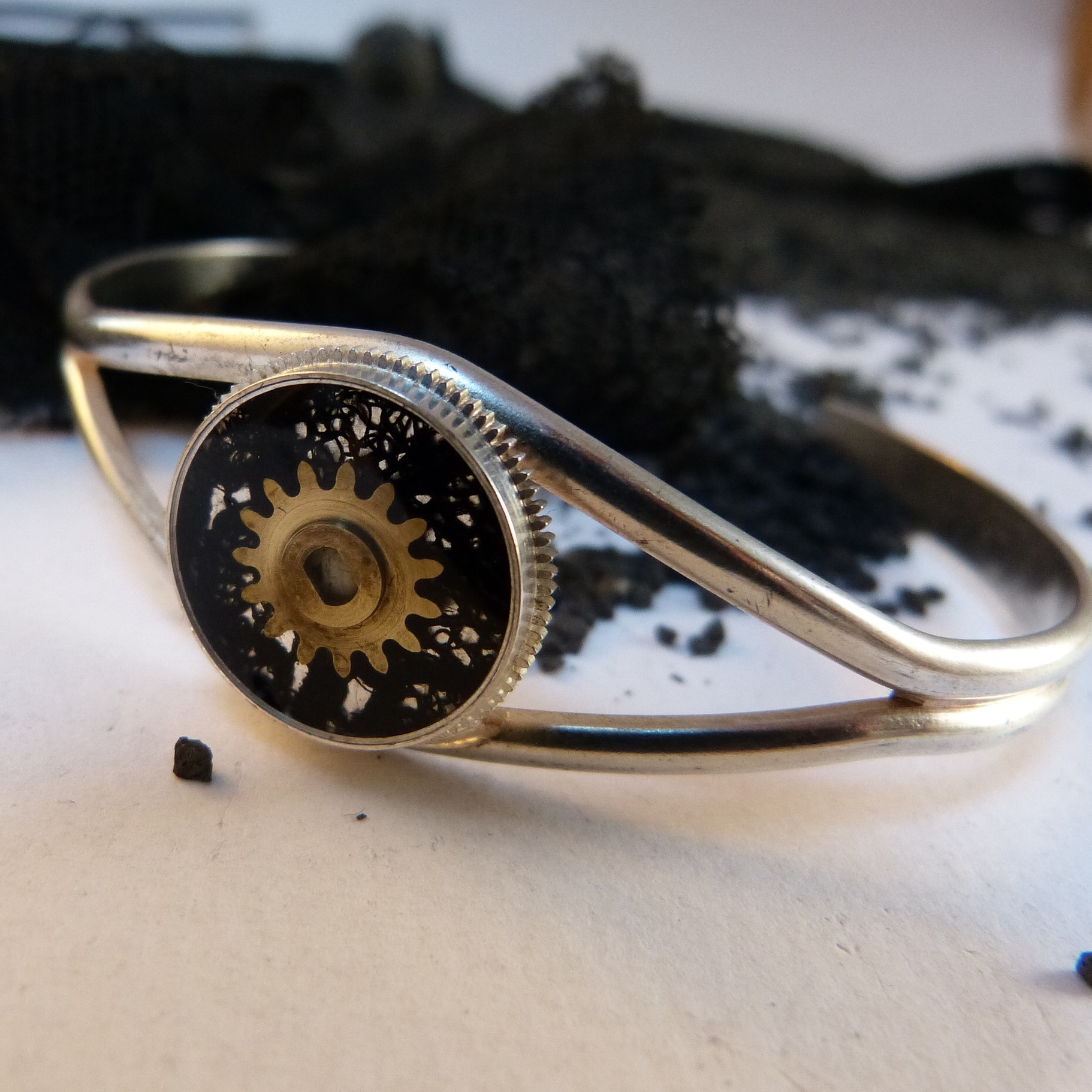 bracelet-engrenage-dentelle-argent-cyclope-belladone