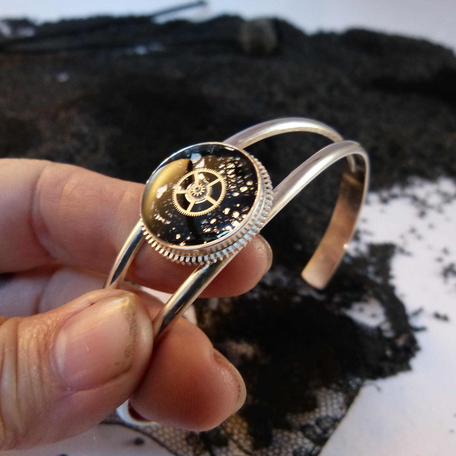 bracelet-engrenage-dentelle-argent-cyclope-belladone
