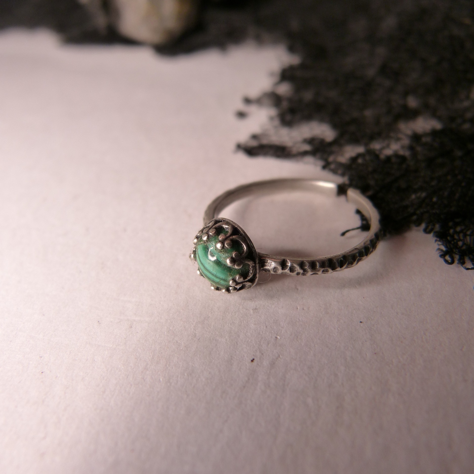 bague-pierre semi precieuse-malachite-plaqué argent belladone