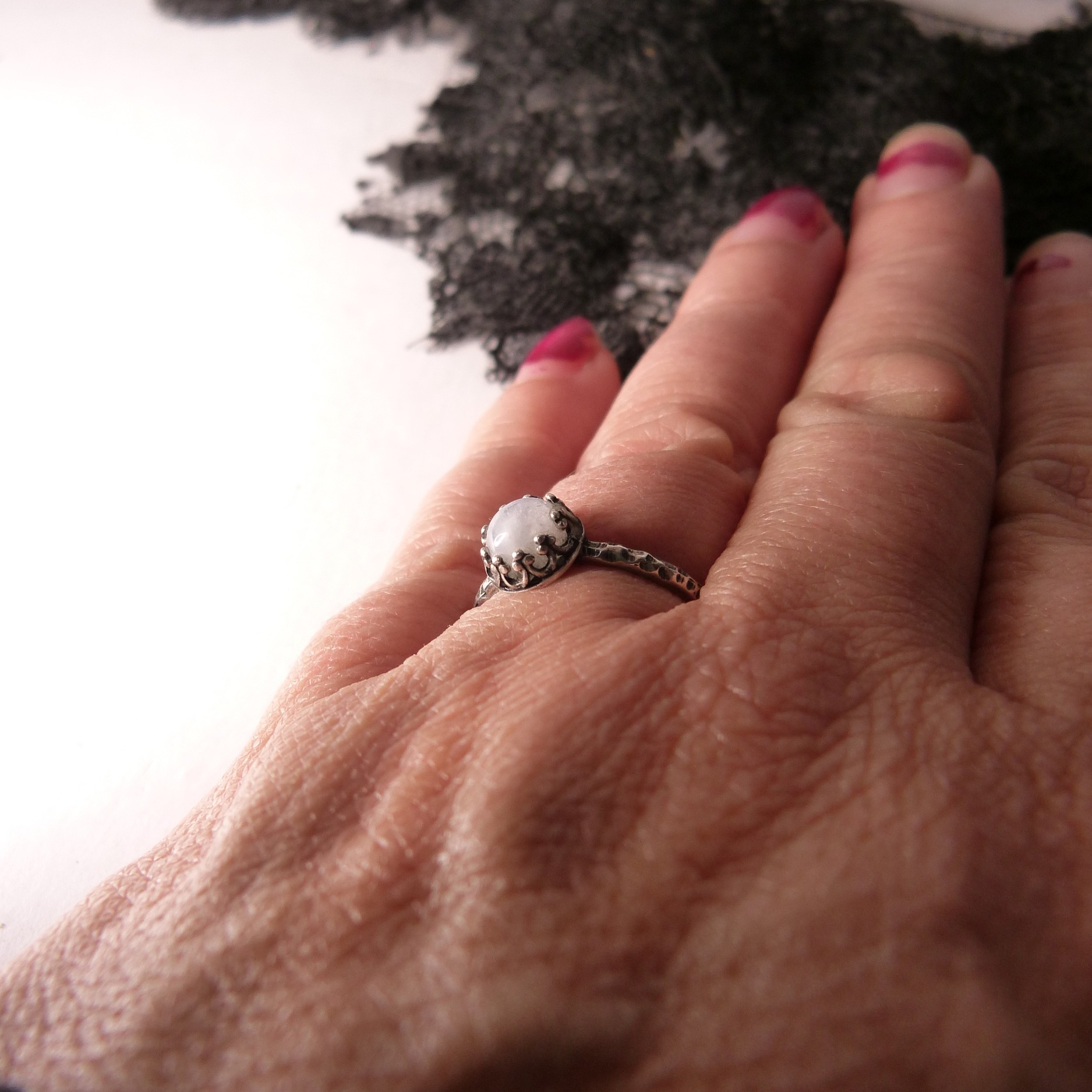 bague-pierre semi precieuse-pierre de lune-plaqué argent belladone