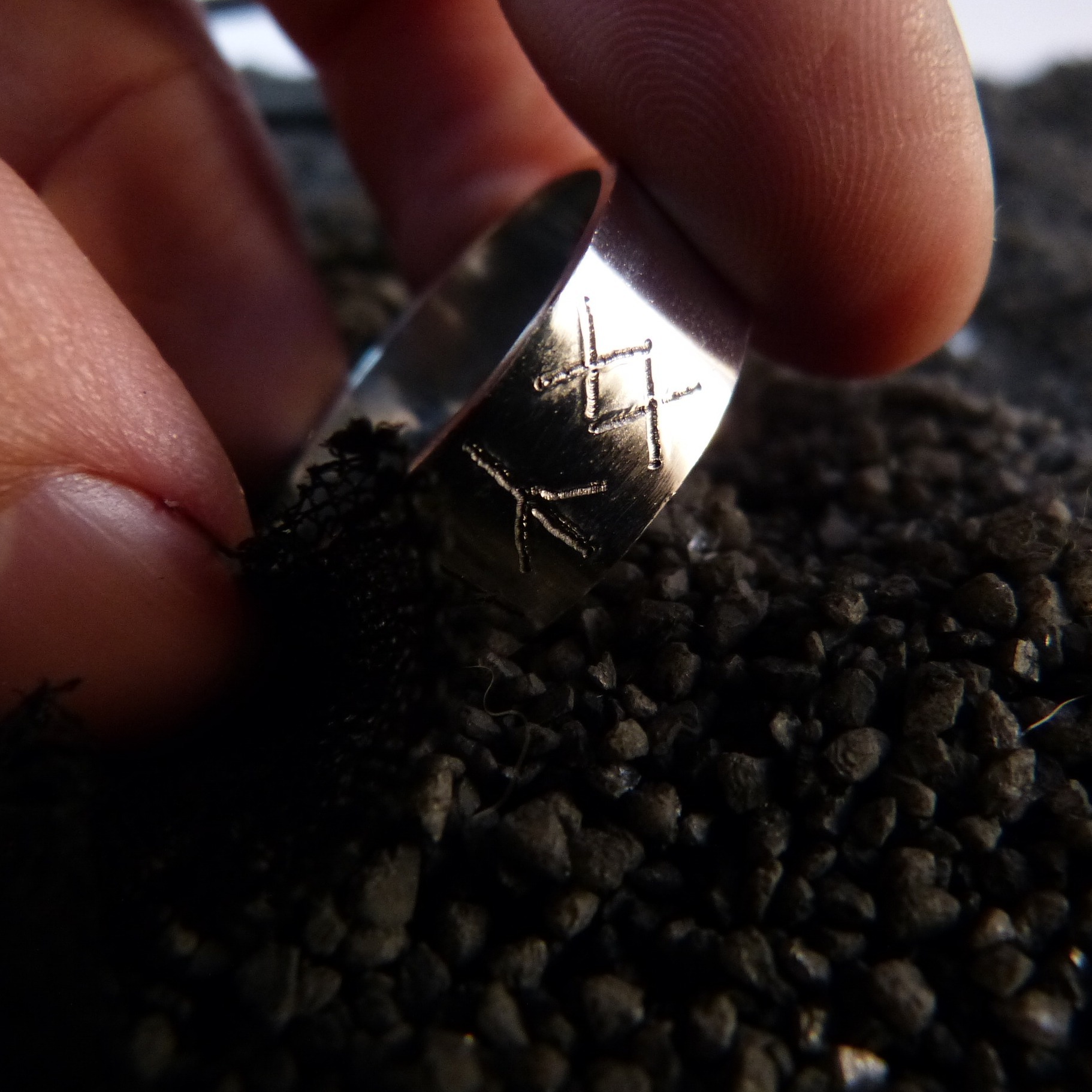 bague-rune-argent-belladone