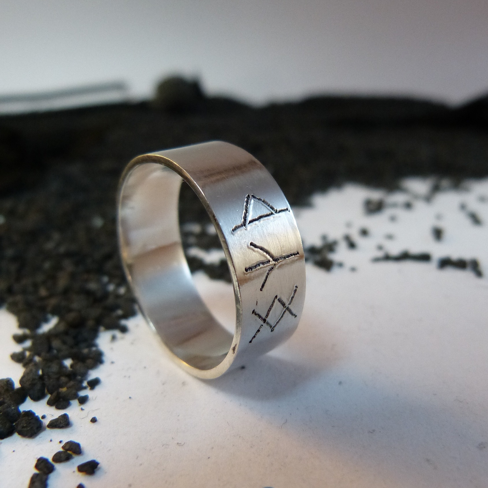 bague-rune-argent-belladone