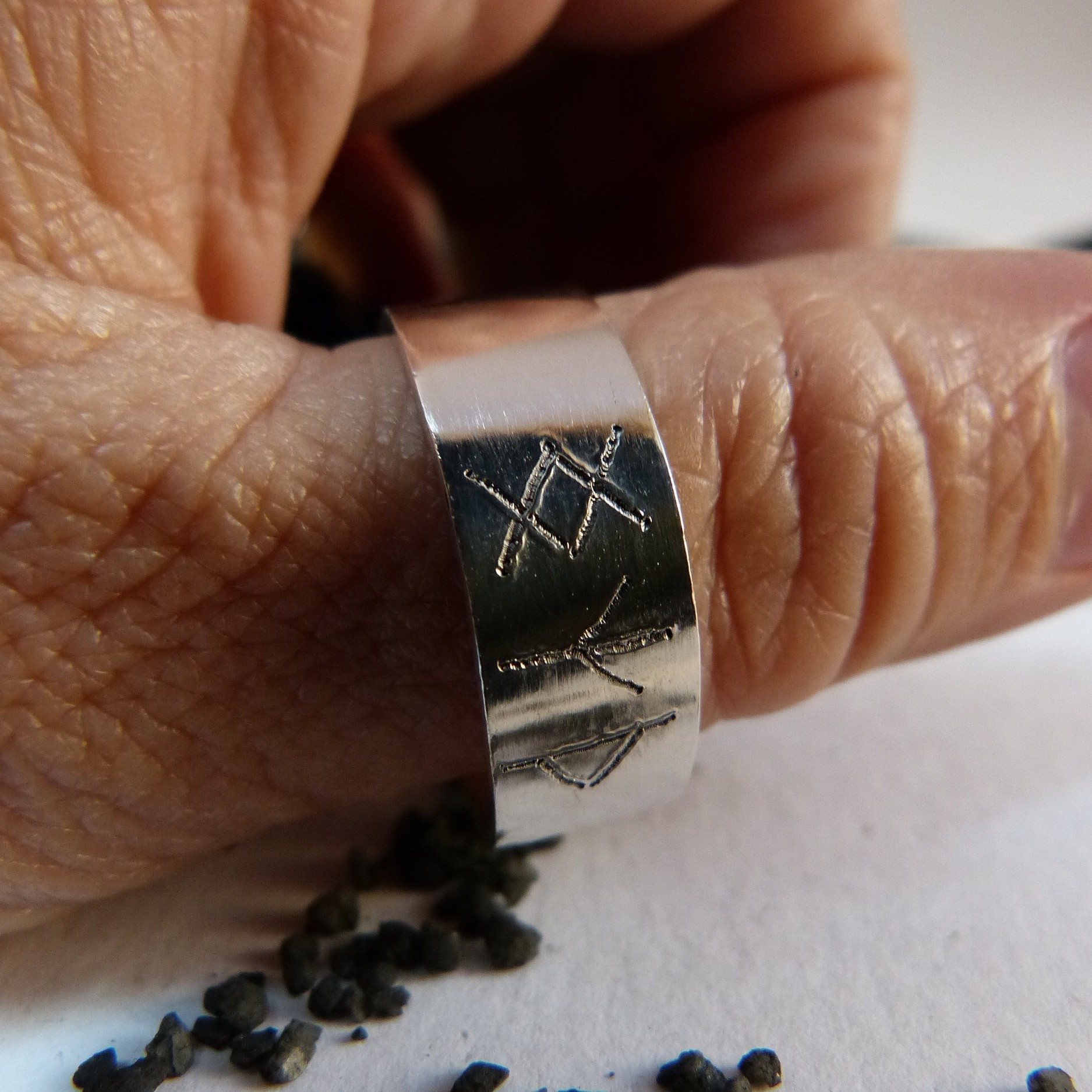 bague-rune-argent-belladone