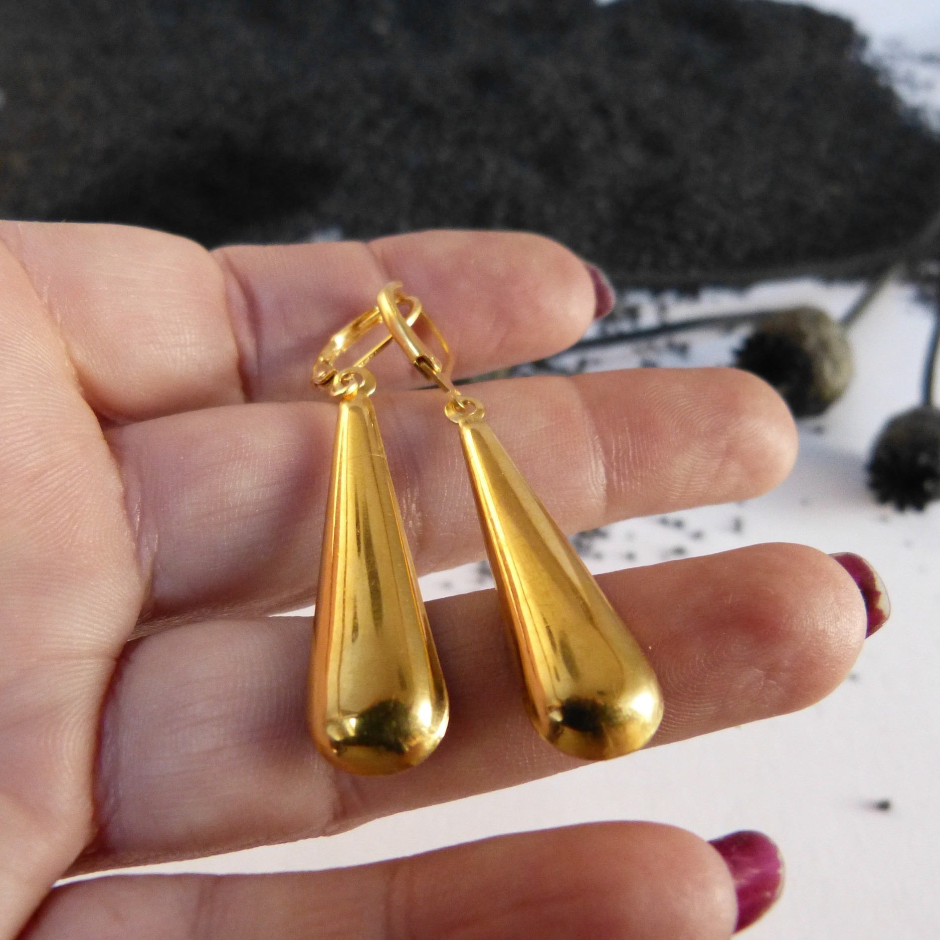 boucles -goutte-or-dentelle-bleue-belladone