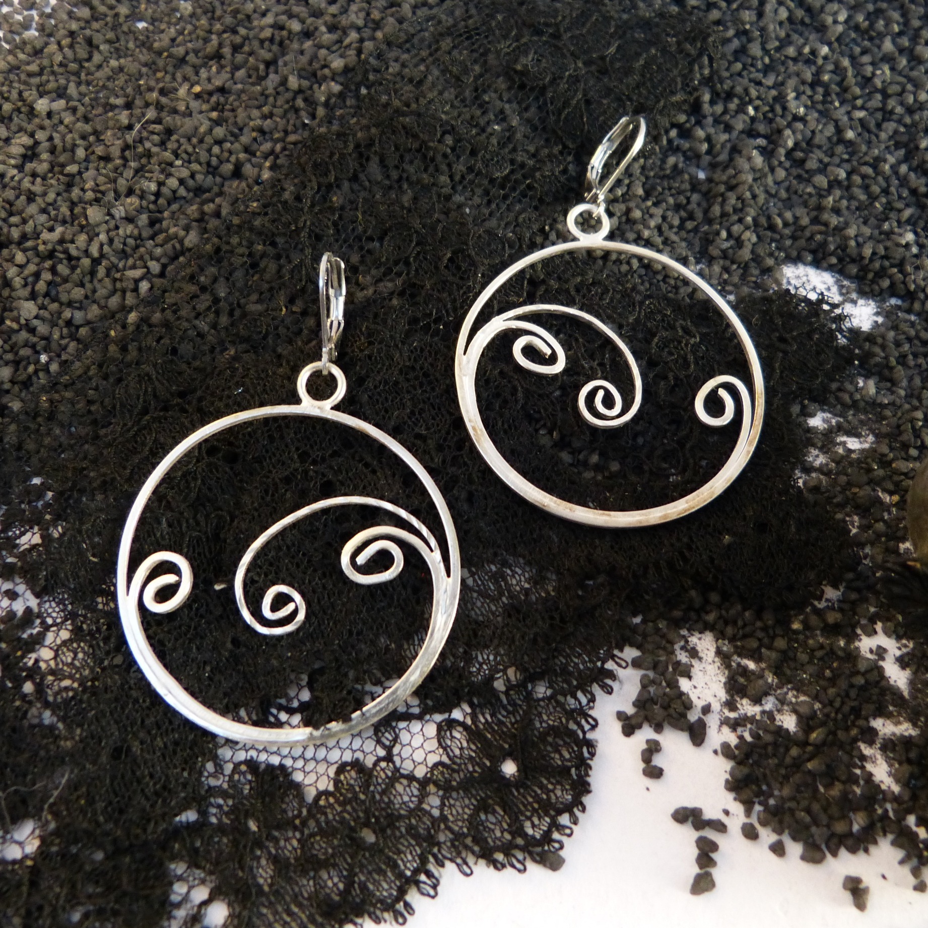 creole-boucles-argent-spirale-belladone
