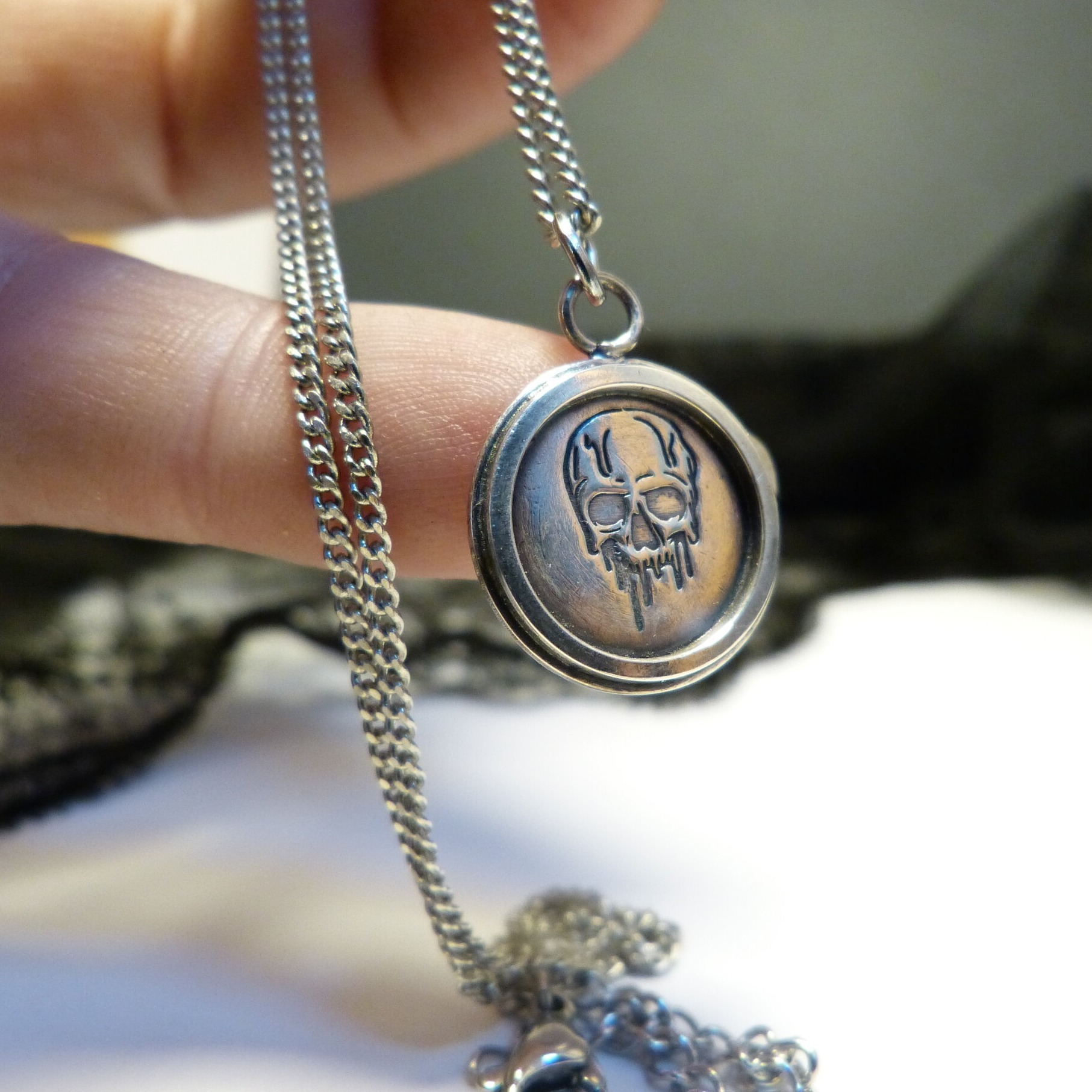 collier-crane-argente-belladone