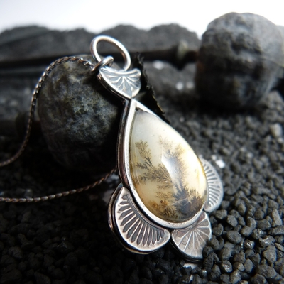 collier-pierre naturelle-agate