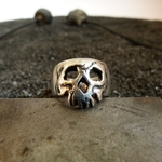 bague tête de mort