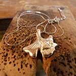 collier ginkgo argent