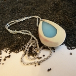 agate bleu