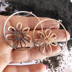 boucles doreilles-fleur-argent-Belladone