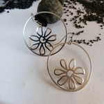 boucles doreilles-fleur-argent-Belladone