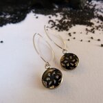 boucles-dentelle-acier-argent-cerise-belladone
