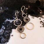 boucles-argent-dentelle-noire-belladone