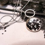 collier-argent-dentelle noire-belladone