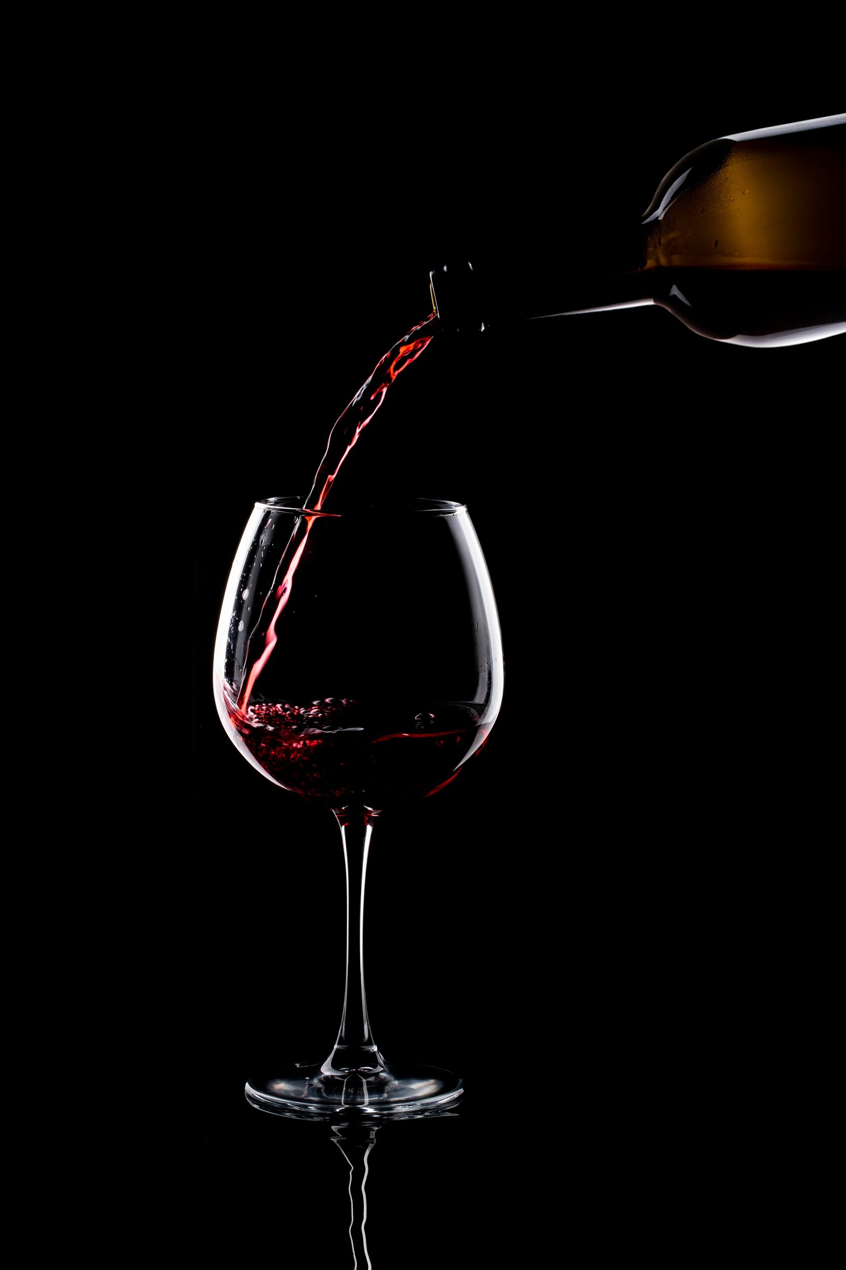 Jusqu’où remplir un verre de vin ? Quantités et bons gestes