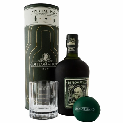 DIPLOMATICO