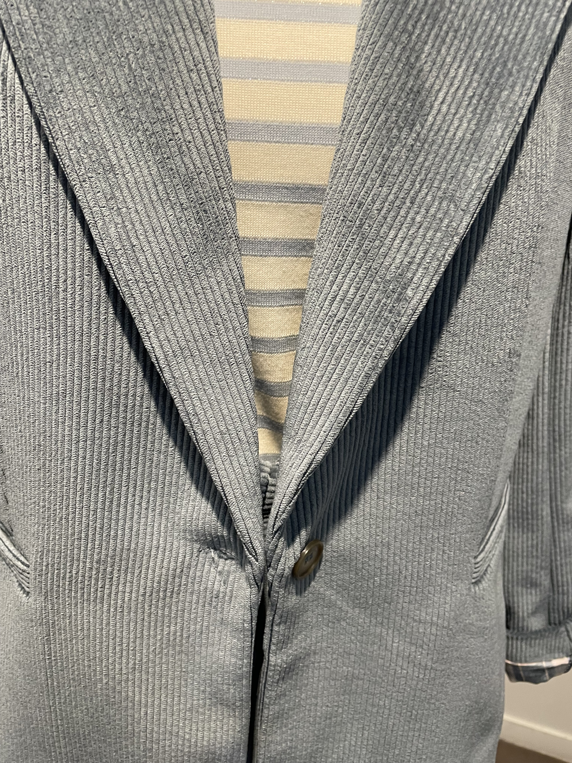 BLAZER BETH 2