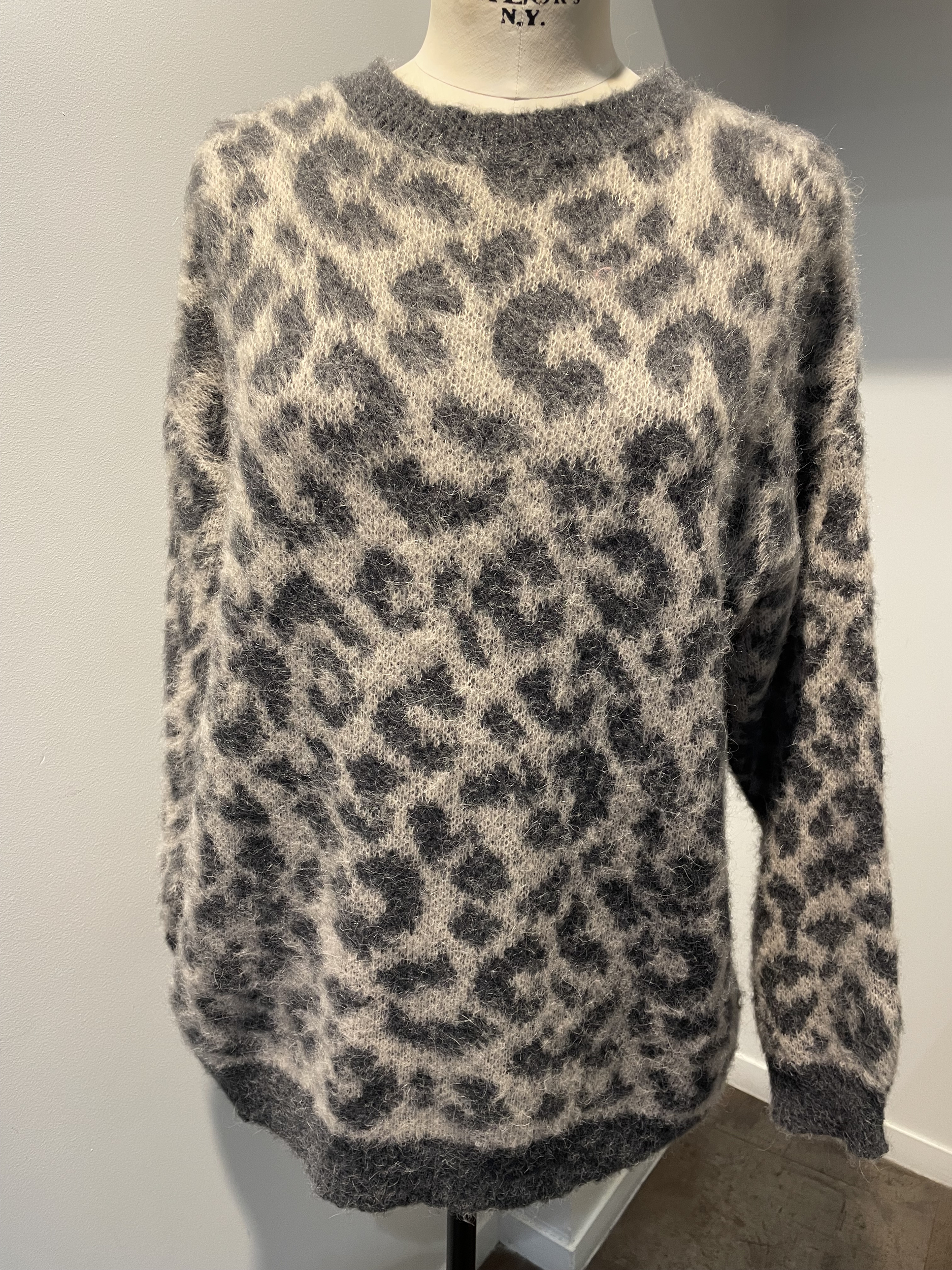 PULL LEOPARD 3