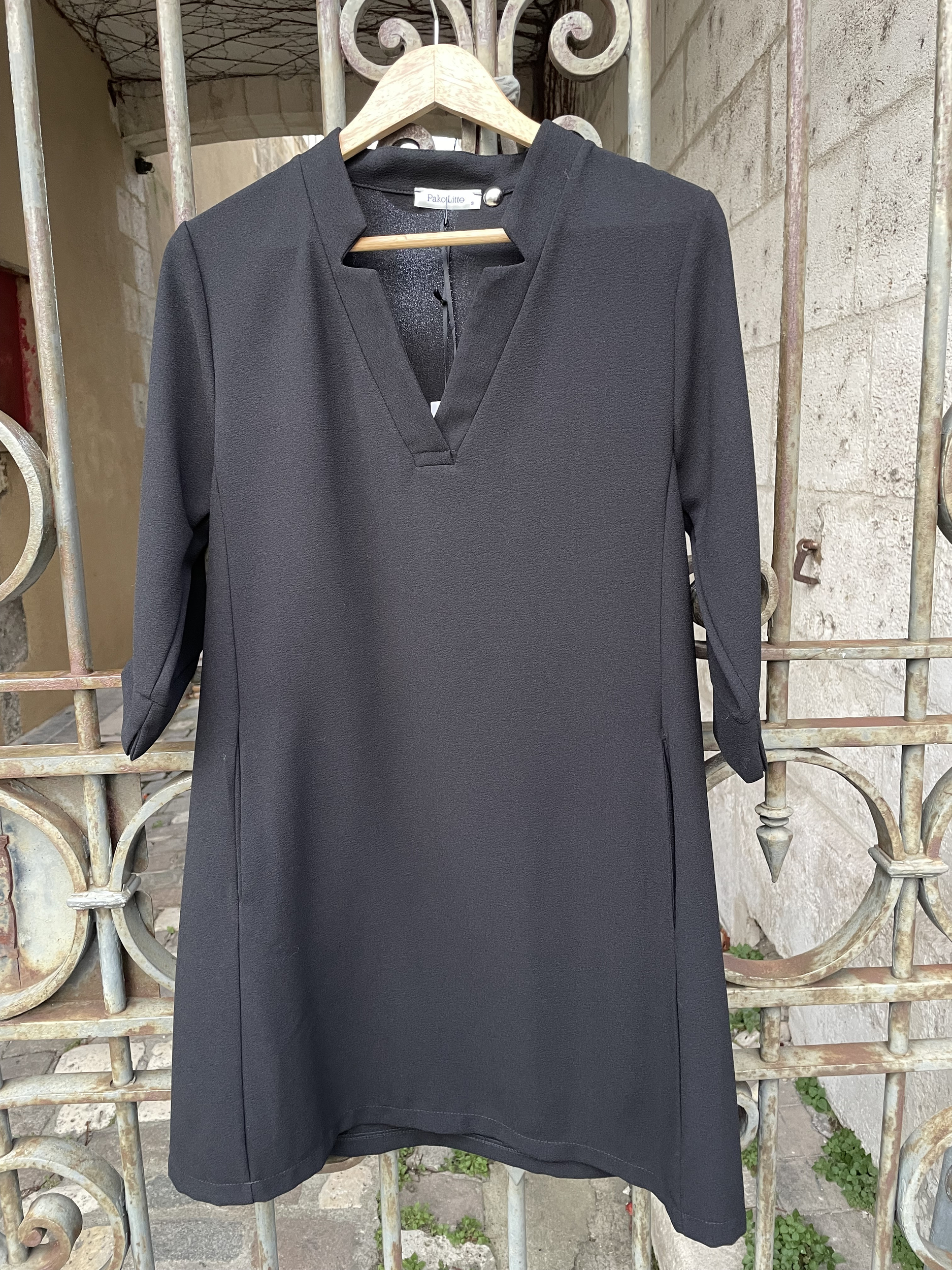 ROBE NOIRE 2