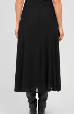 JUPE NOIRE 2