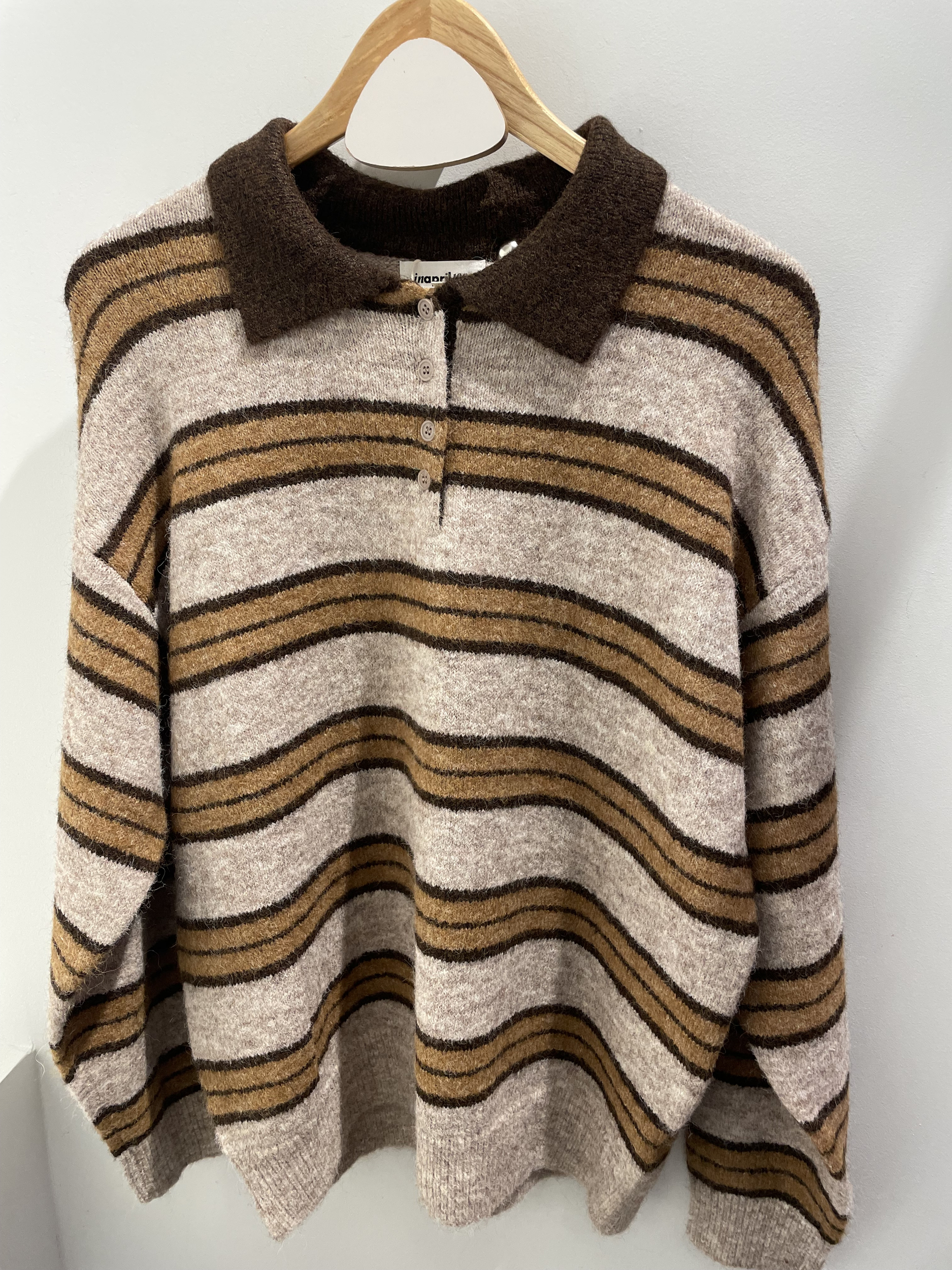 PULL COL MARRON 3