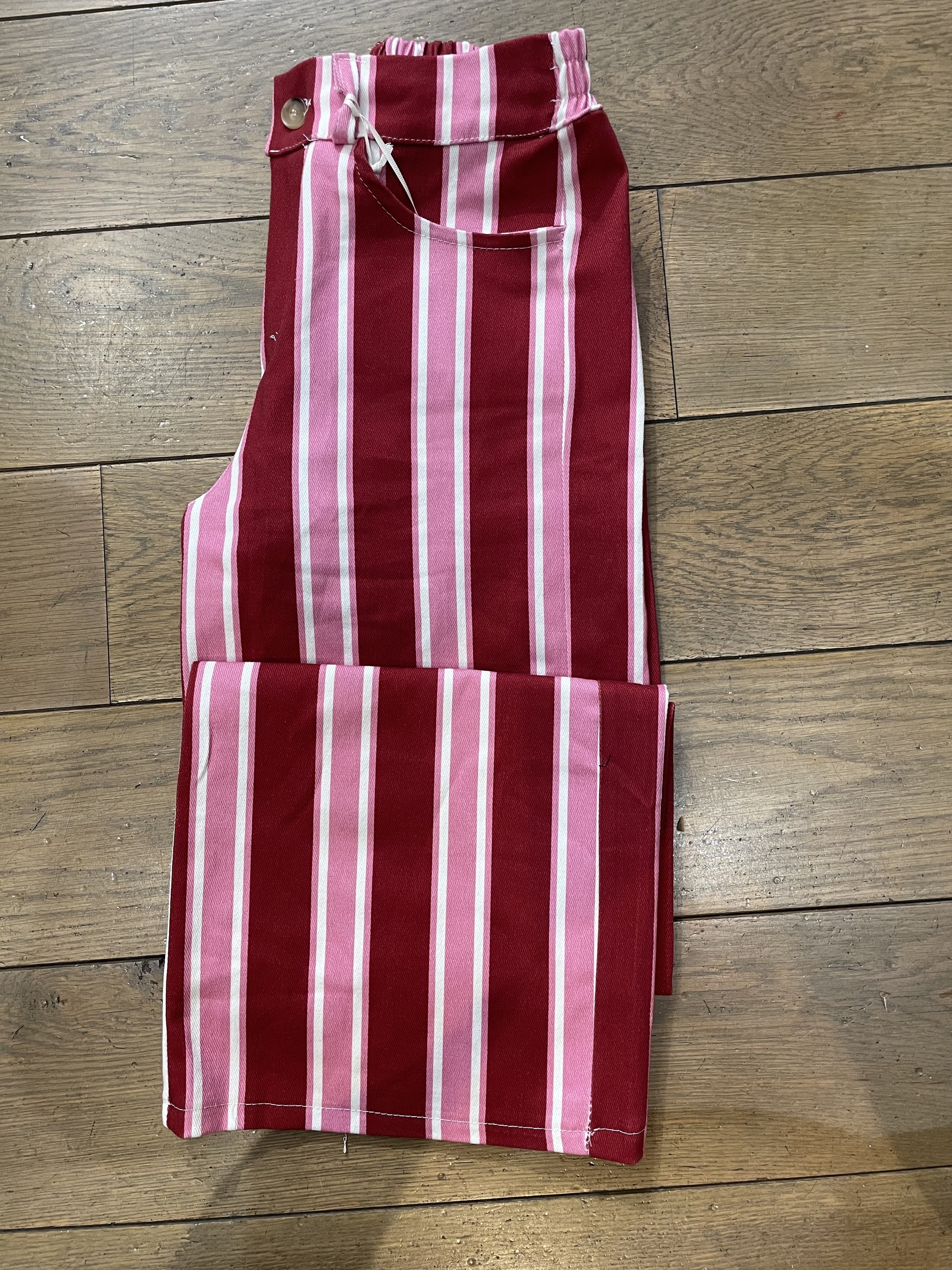 PANTALON RAYE ROUGE
