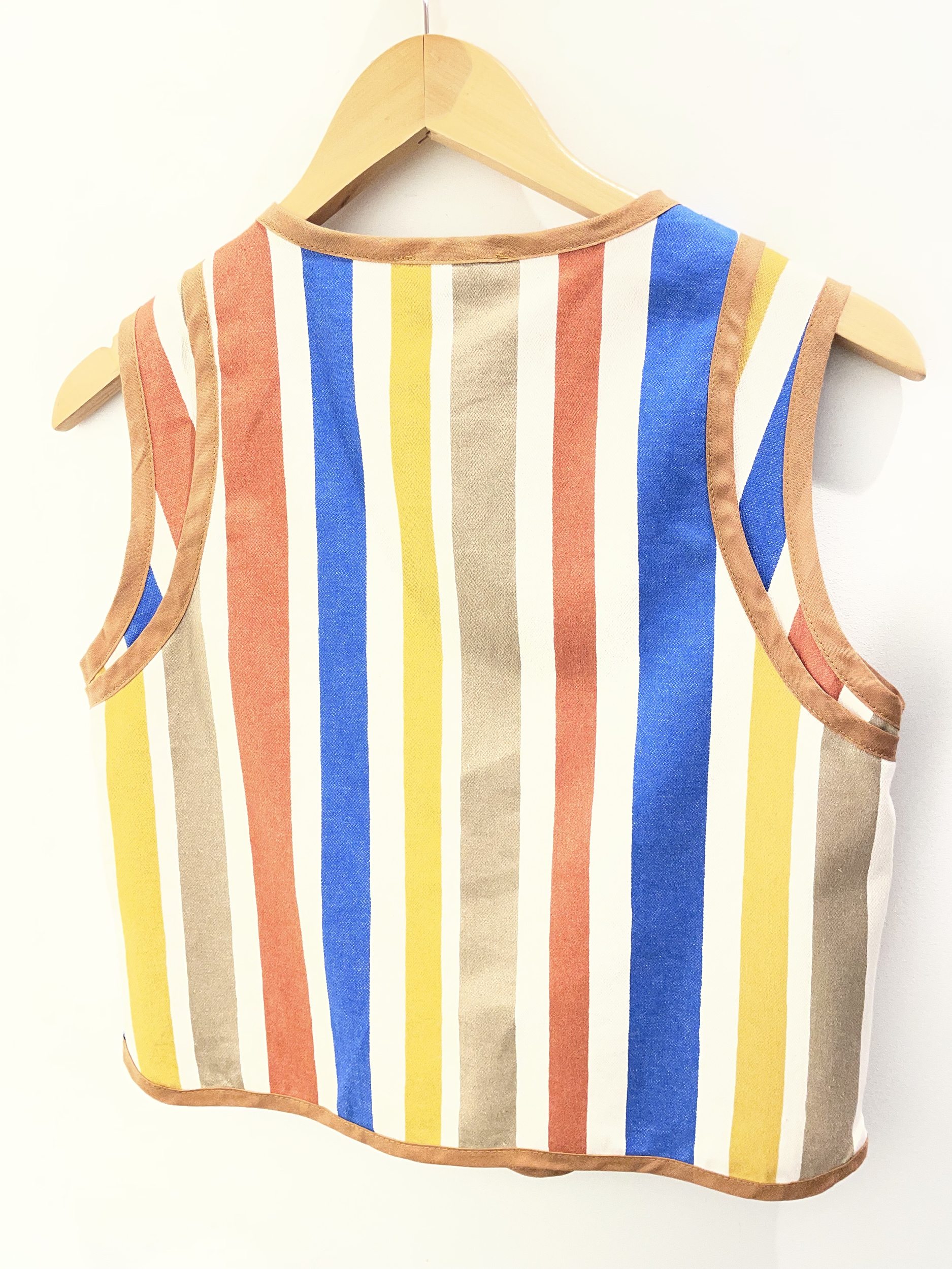 PETIT GILET 1