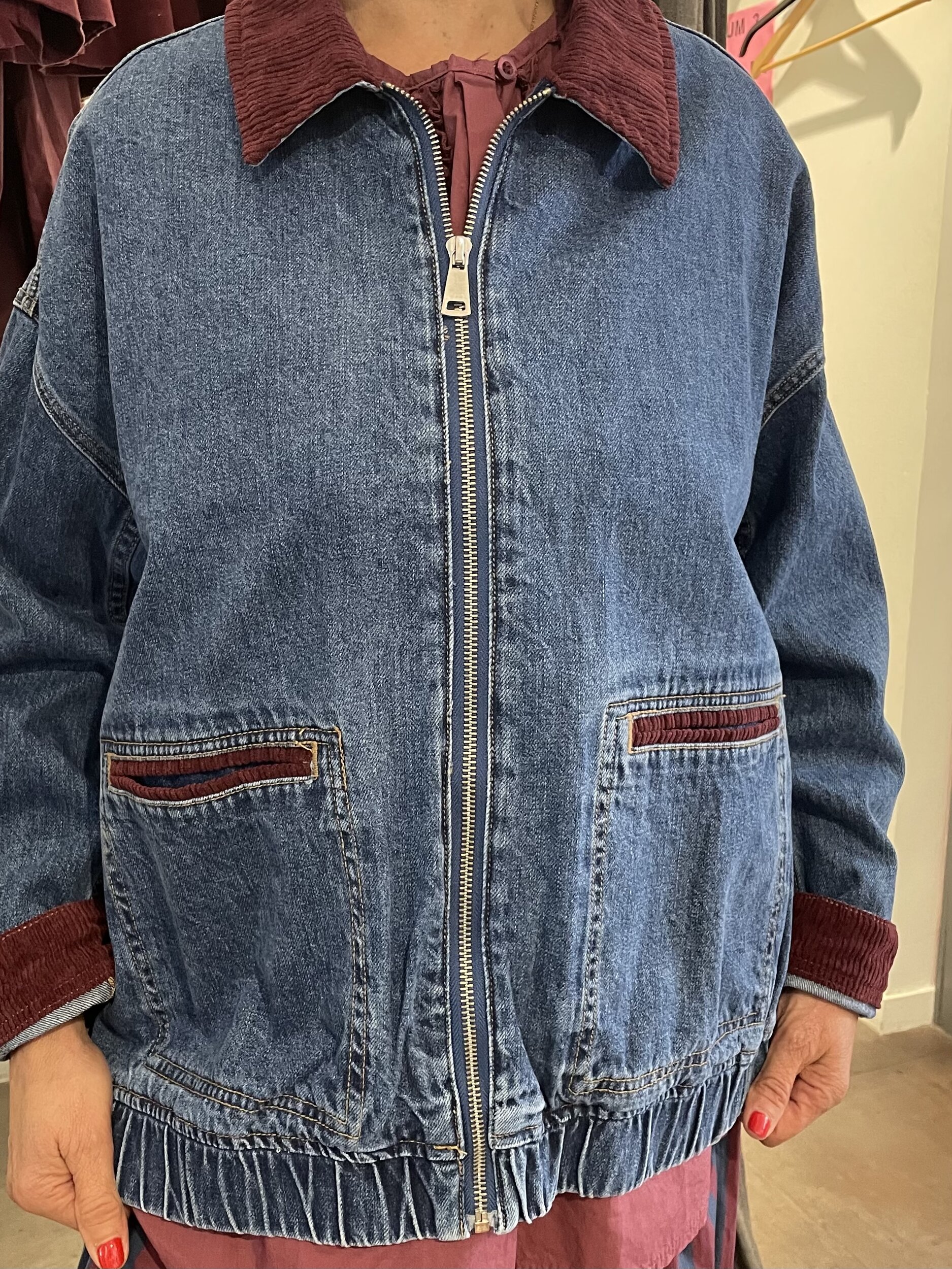 BLOUSON EN JEAN BORDEAUX 3