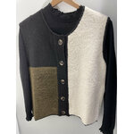 PETIT GILET BOUCLE 2