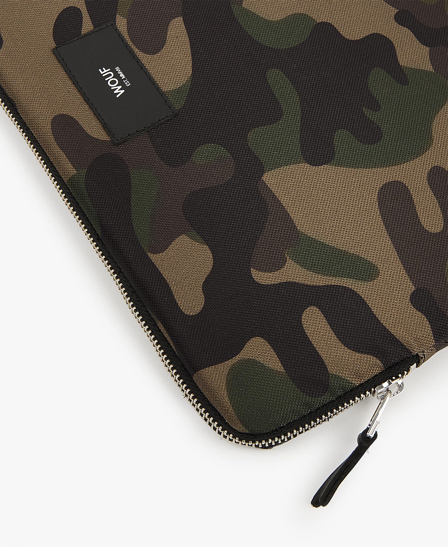 Camouflage-Laptop-Sleeve-Detail