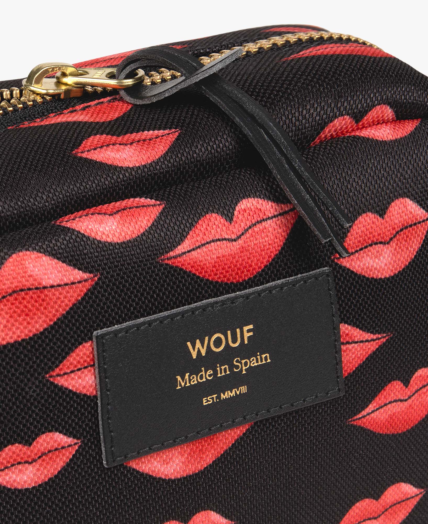 WOUF-Makeup-Bag-Beso-Label