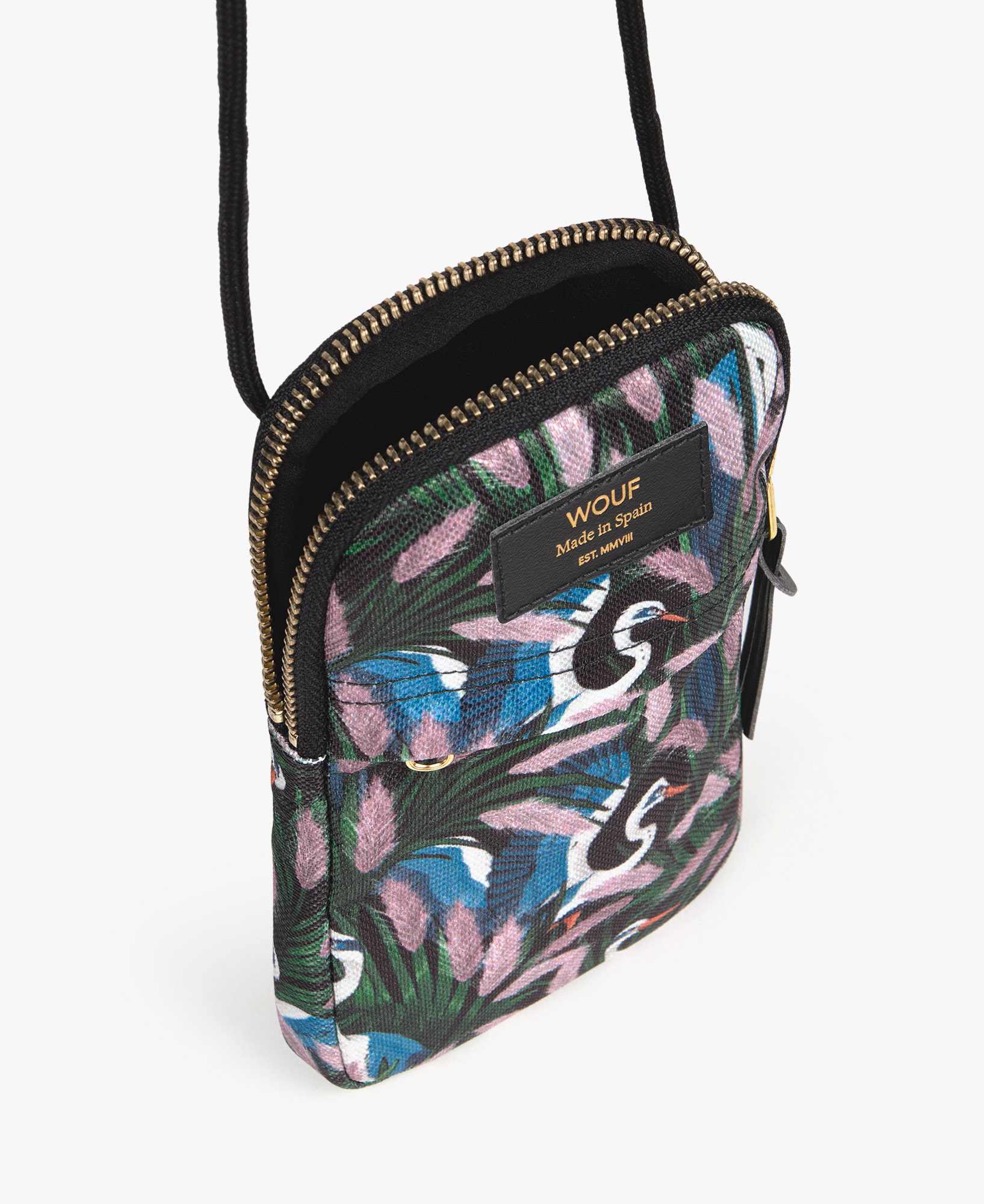 WOUF-Phone-Bag-Lucy-Display