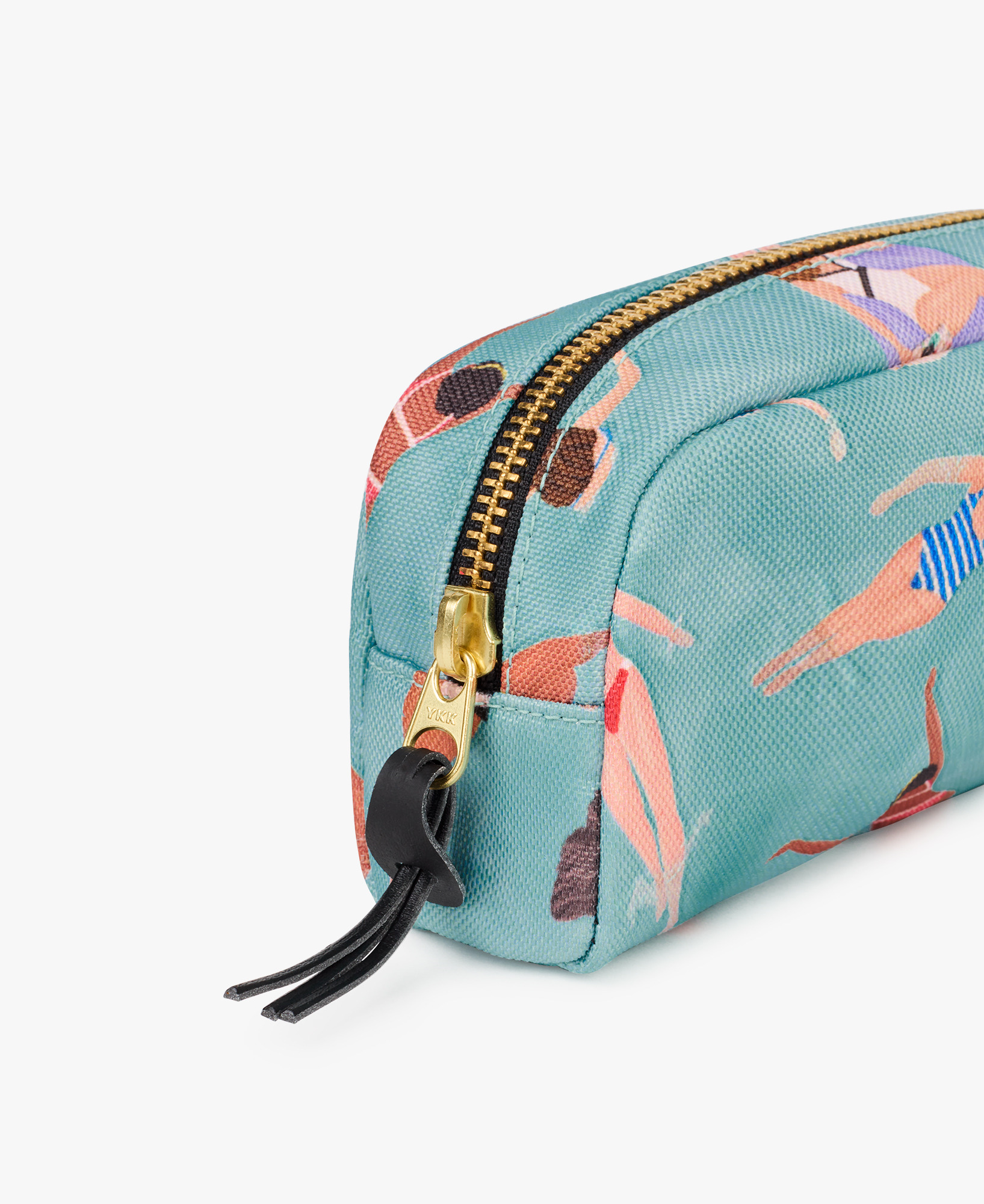 WOUF-Small-Makeup-Bag-Swimmers-Label