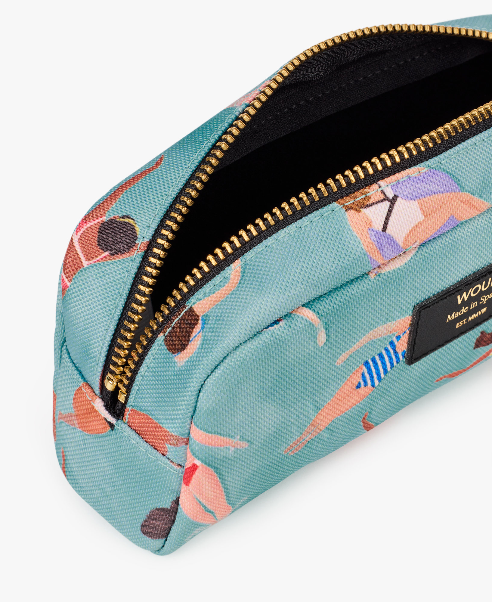 WOUF-Small-Makeup-Bag-Swimmers-Detail