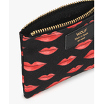 WOUF-Small-Pouch-Beso-Detail