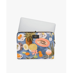 WOUF-13-Laptop-Sleeve-Cadaques-Usage
