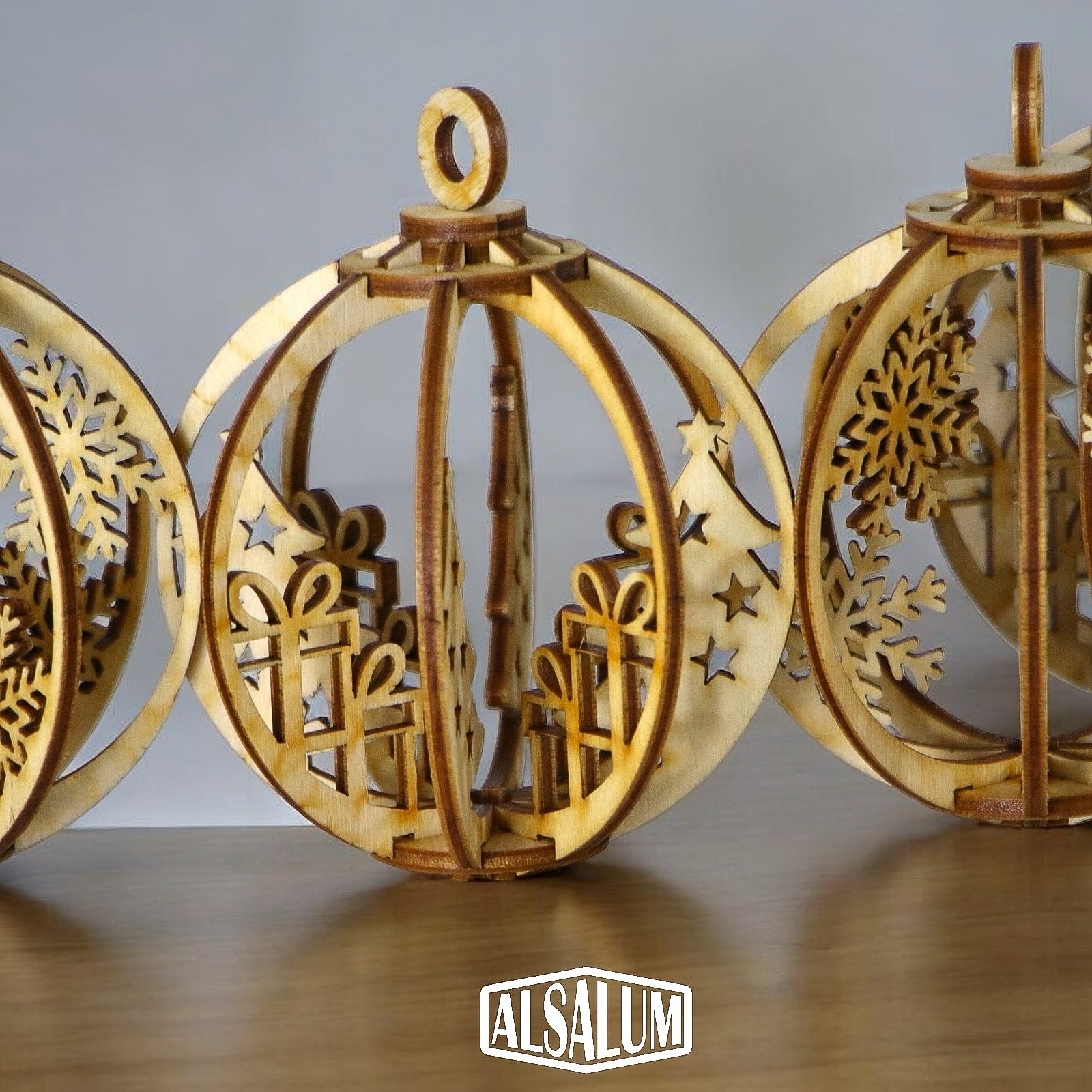 NOS DECORATIONS 