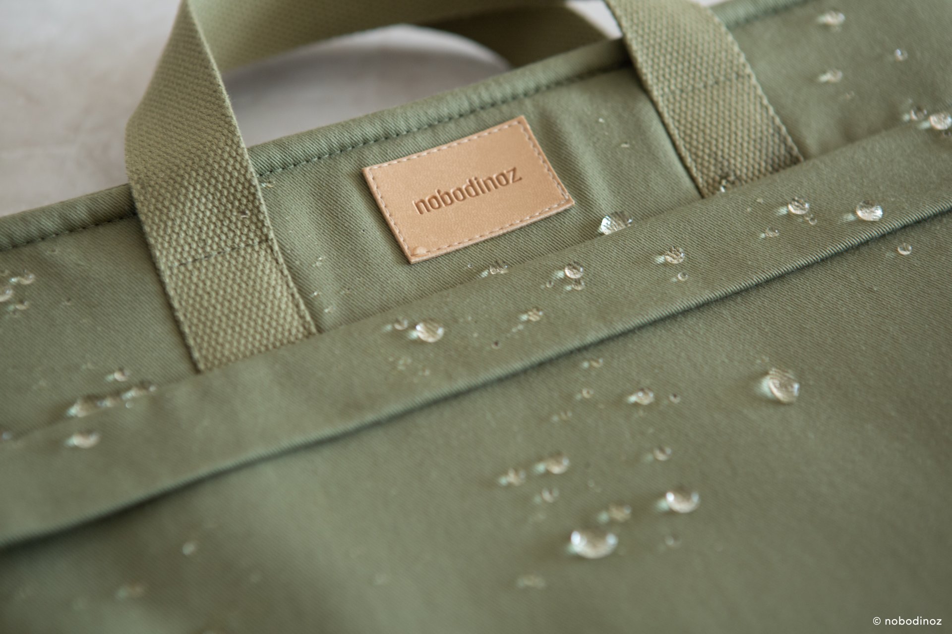 Baby-on-the-go-changing-backpack-olive-green-nobodinoz-3-8435574920140-2