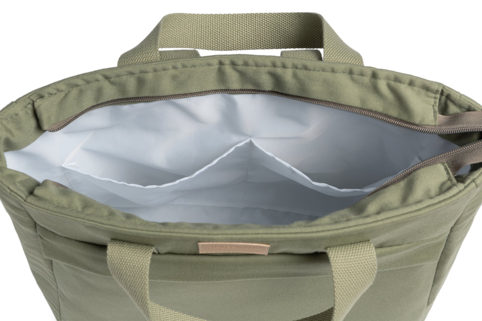 Baby-on-the-go-changing-backpack-olive-green-nobodinoz-19-8435574920140-2