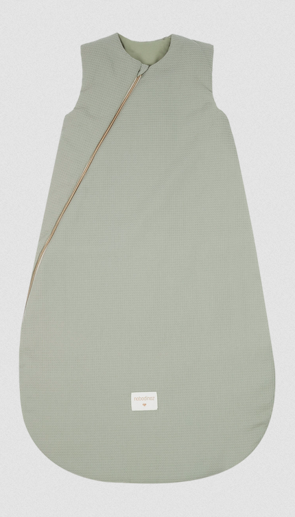 gigoteuse nid dabeille laurel green2