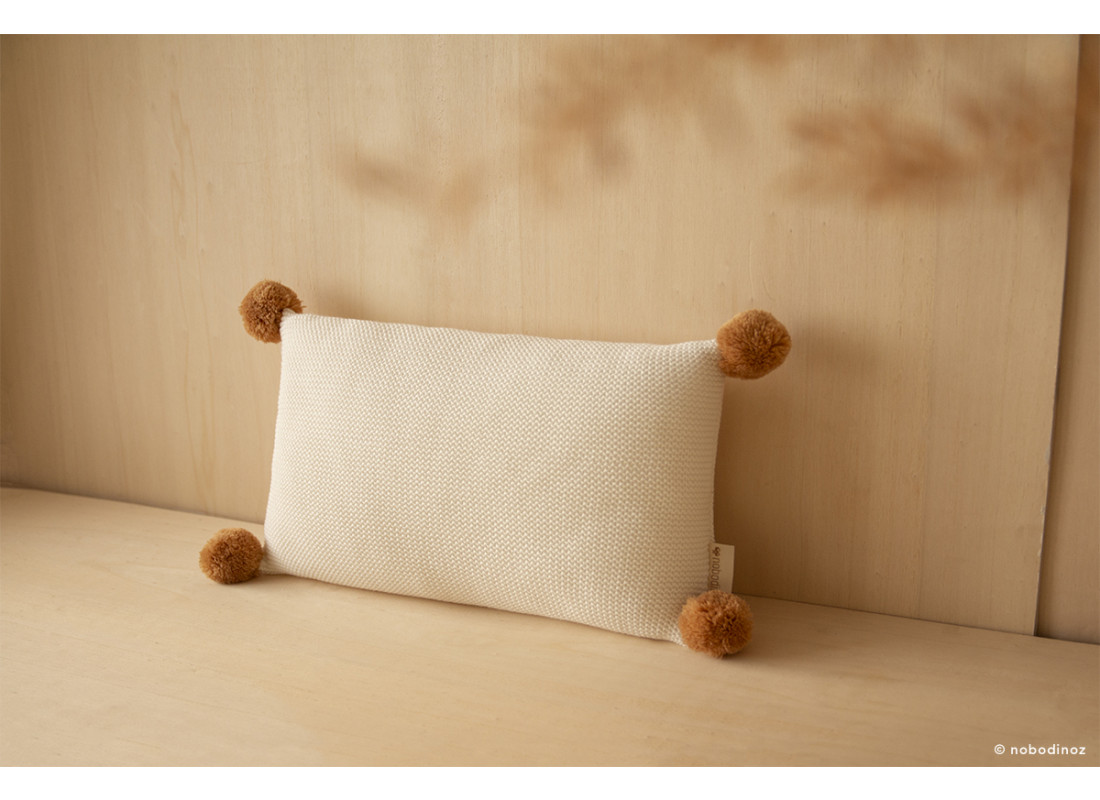 so-natural-knitted-cushion-cojin-coussin-milk-nobodinoz-4