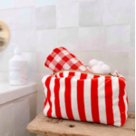 VIC TROUSSE DE TOILETTE ROSE IN APRIL3