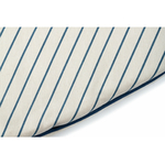 fluffy-round-playmat-blue-thin-stripes-natural-nobodinoz-5-8435574922335