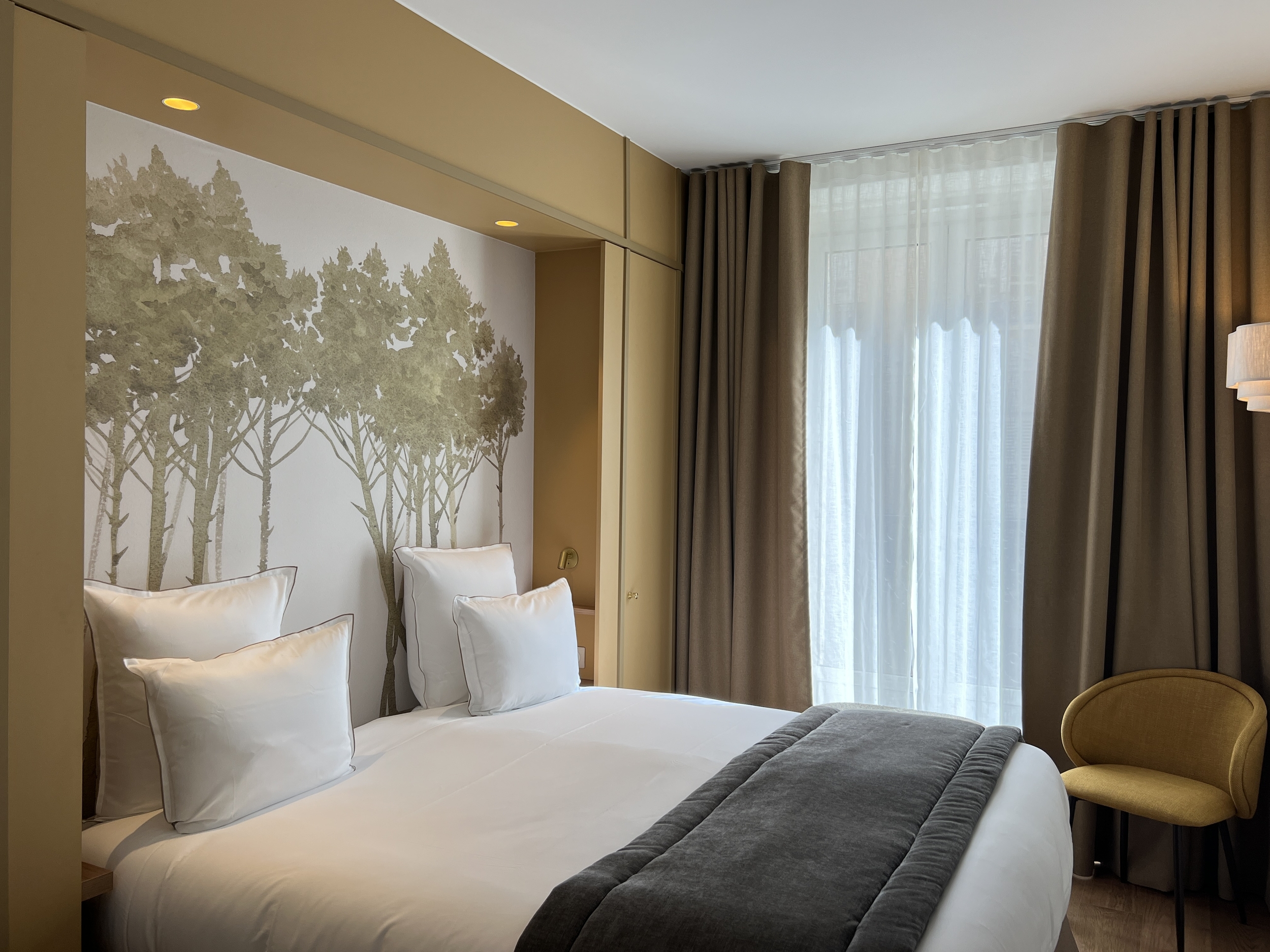 hotel le cardinal peregreen virginie lagerbe chambre pin maritime