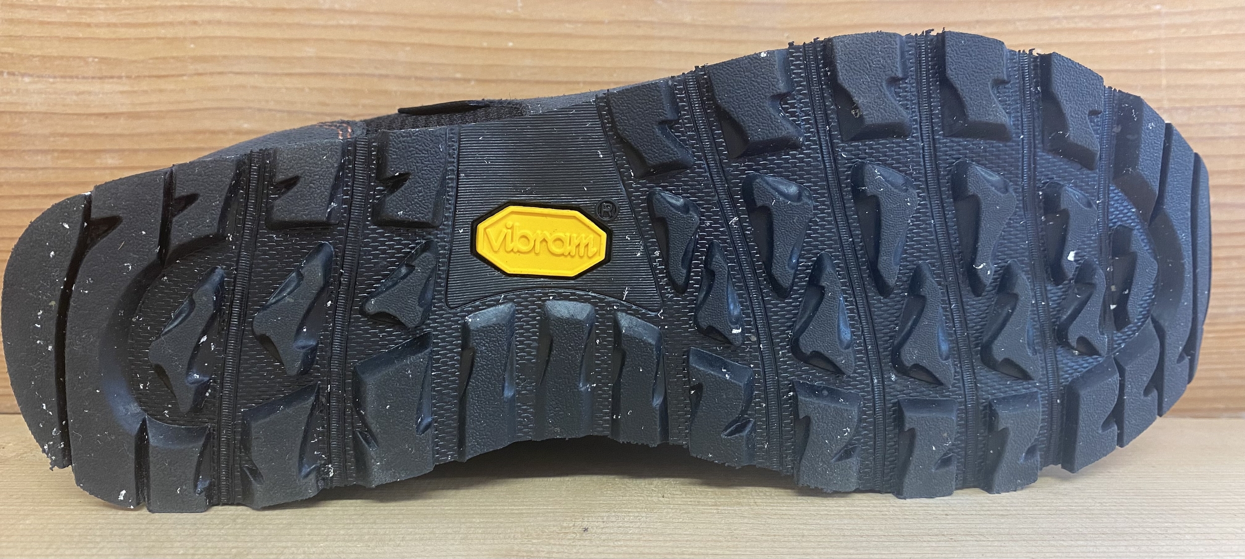 zeta ws wp dark grey peach vibram
