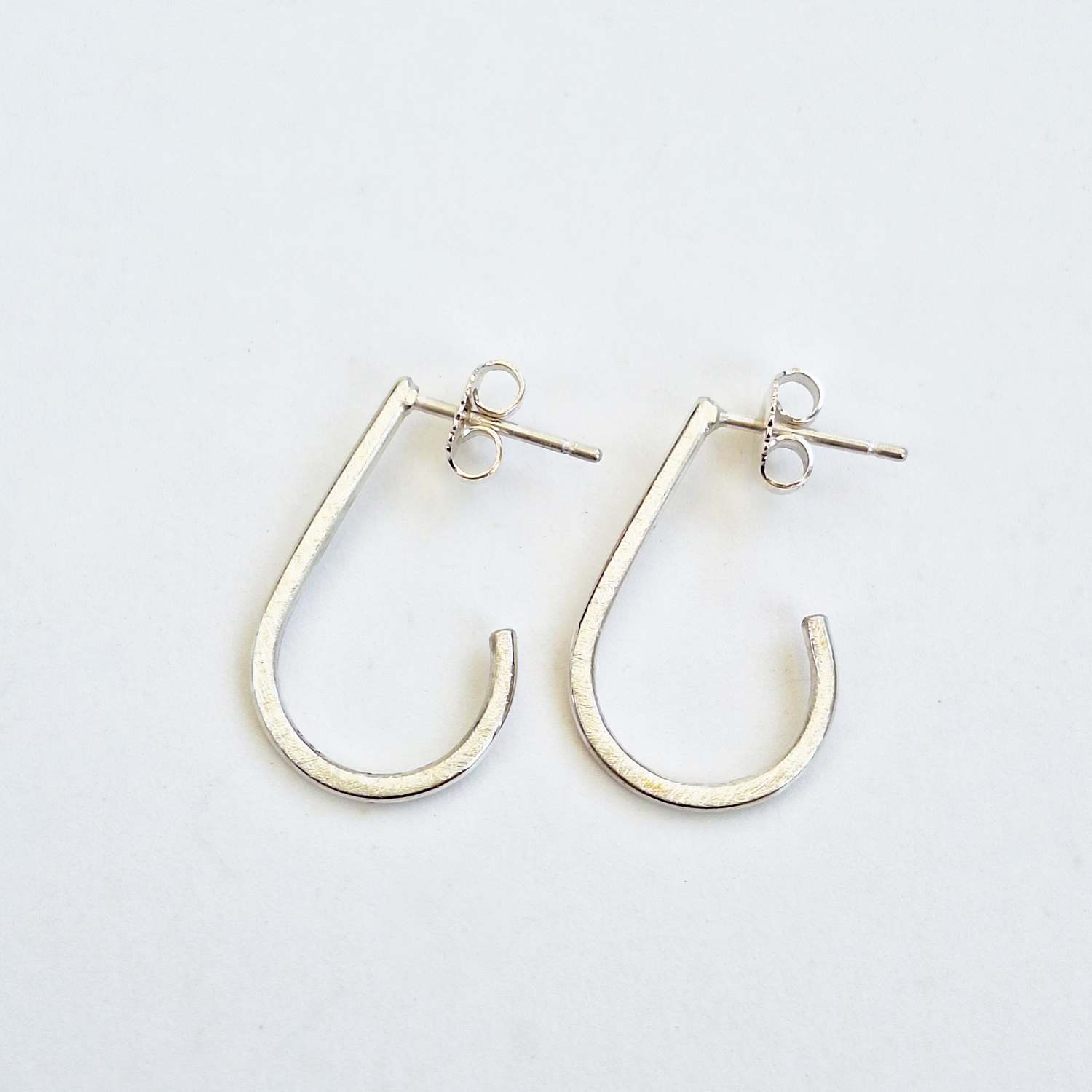 Creoles-Gouttes-argent-Quinchez-3